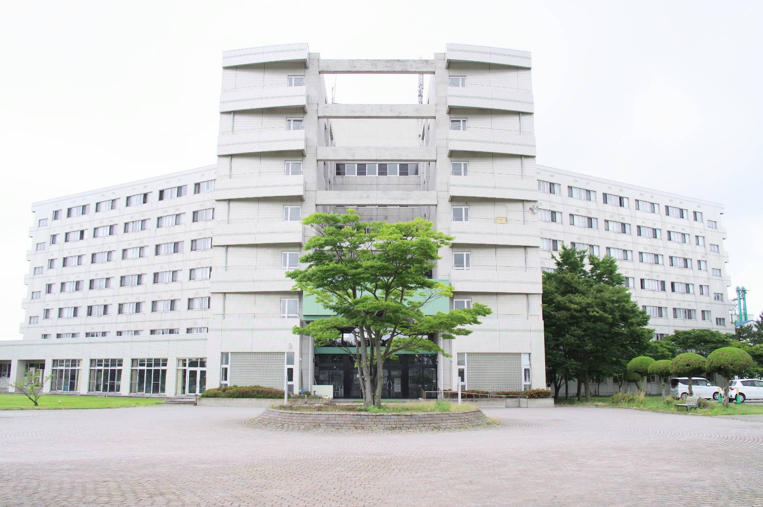 学生寮、最後の食事!